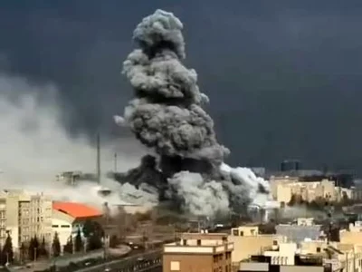 ویدیویی جدید از لحظه بمباران خیابان فردوسی در زمان جنگ ۴۰ روزه