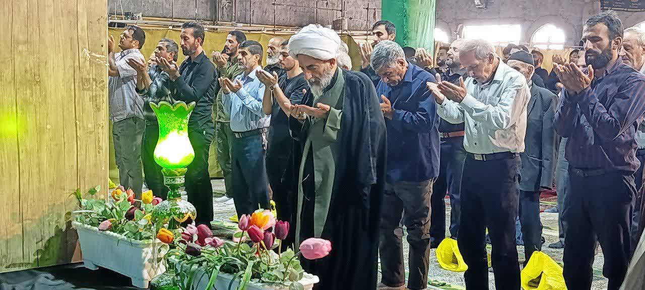 نمازجمعه این هفته شهرستان اشتهارد برگزار شد+تصاویر