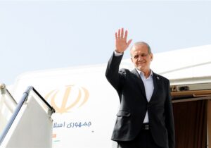رئیسجمهور عازم پاکستان شد/ پزشکیان: بنای ما پیگیری حقوق ملت است