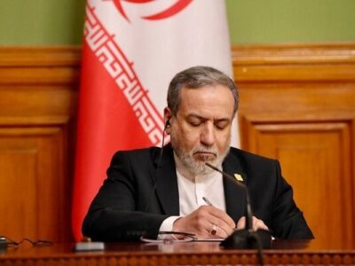 عراقچی: احتمال اعلام تفاهم با آمریکا طی روزهای آینده/ هنوز نهایی نیست