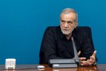 پزشکیان: با دشمن میجنگیم تا زیر بار ظلم نرویم