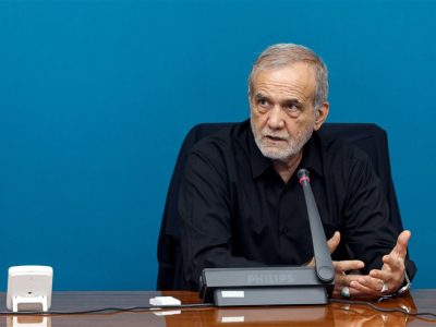 پزشکیان: با دشمن میجنگیم تا زیر بار ظلم نرویم